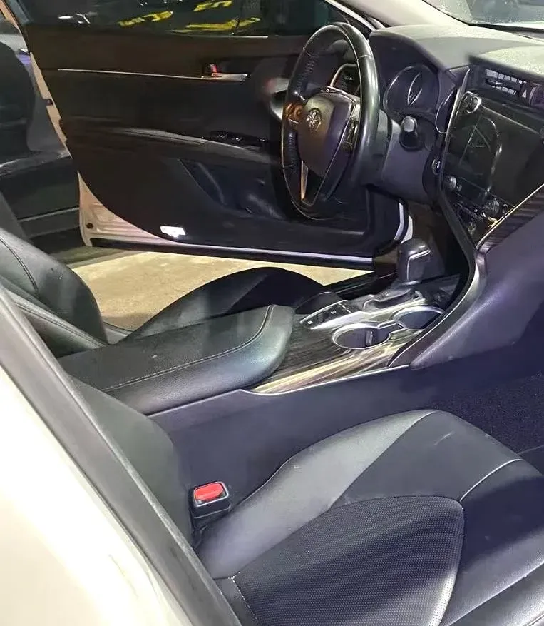 2019 Toyota Camry 2.5L 209HP L4 8AT,autocango,china used car exporter,china ev exporter,chinese used car exporter,chinese used ev exporter