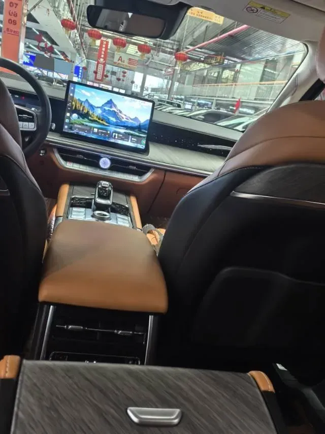 2023 Tank 500 2.0T 252HP L4 9AT PHEV 37.1KWH,autocango,china used car exporter,china ev exporter,chinese used car exporter,chinese used ev exporter