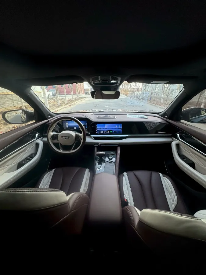 2021 Geely Monjaro 2.0T 218HP L4 7DCT,autocango,china used car exporter,china ev exporter,chinese used car exporter,chinese used ev exporter