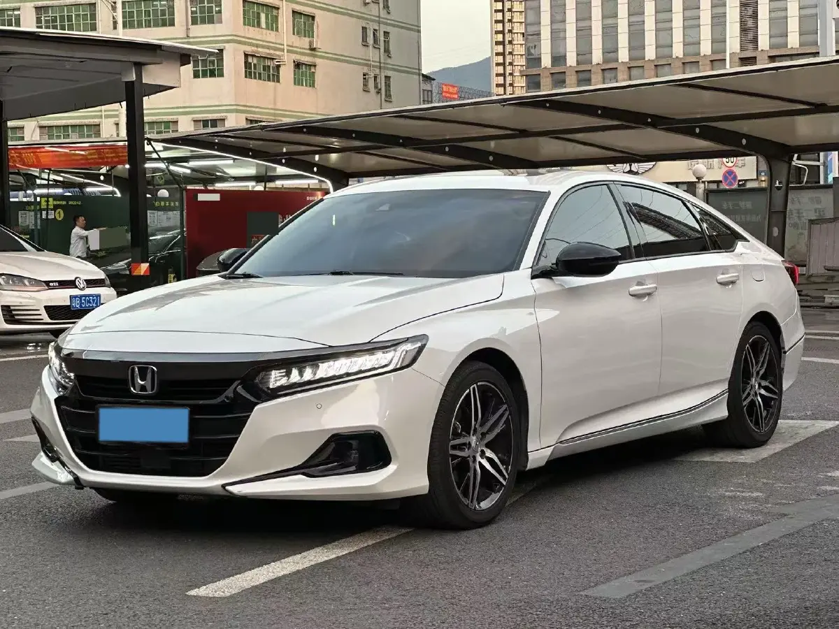 2022 Honda Accord 1.5T 194HP L4 CVT
