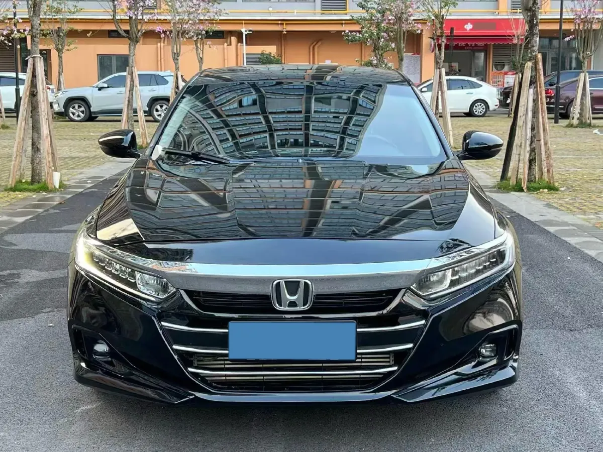 2022 Honda Accord 1.5T 194HP L4 CVT,autocango,china used car exporter,china ev exporter,chinese used car exporter,chinese used ev exporter