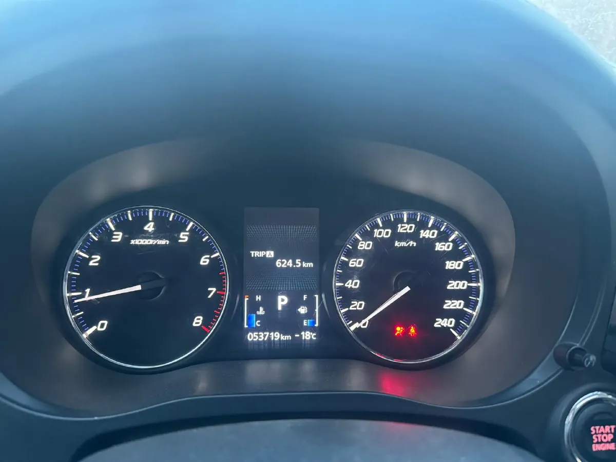 2021 Mitsubishi Outlander 2.0L 166HP L4 CVT,autocango,china used car exporter,china ev exporter,chinese used car exporter,chinese used ev exporter