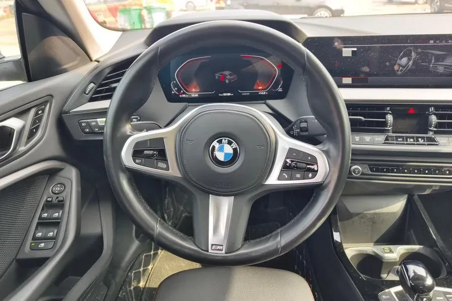 2021 BMW 2 Series 2.0T 192HP L4 7DCT,autocango,china used car exporter,china ev exporter,chinese used car exporter,chinese used ev exporter