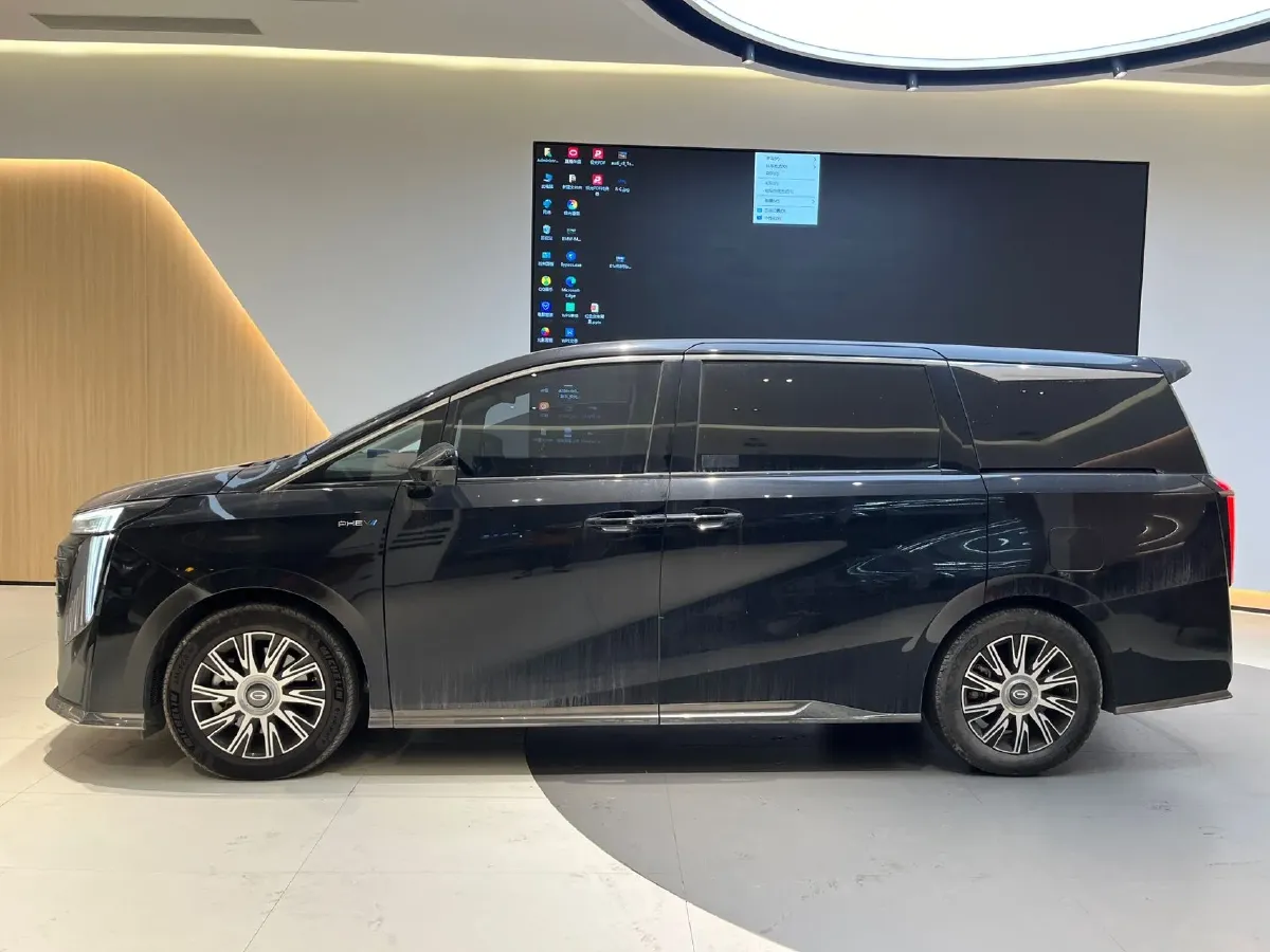 2023 GAC Trumpchi E9 2.0T 190HP L4 2DHT PHEV 25.57KWH,autocango,china used car exporter,china ev exporter,chinese used car exporter,chinese used ev exporter