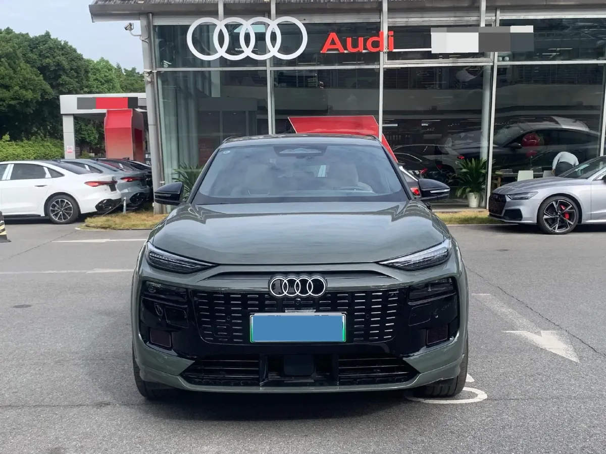 2026 Audi Q6L Sportback e-tron BEV,autocango,china used car exporter,china ev exporter,chinese used car exporter,chinese used ev exporter