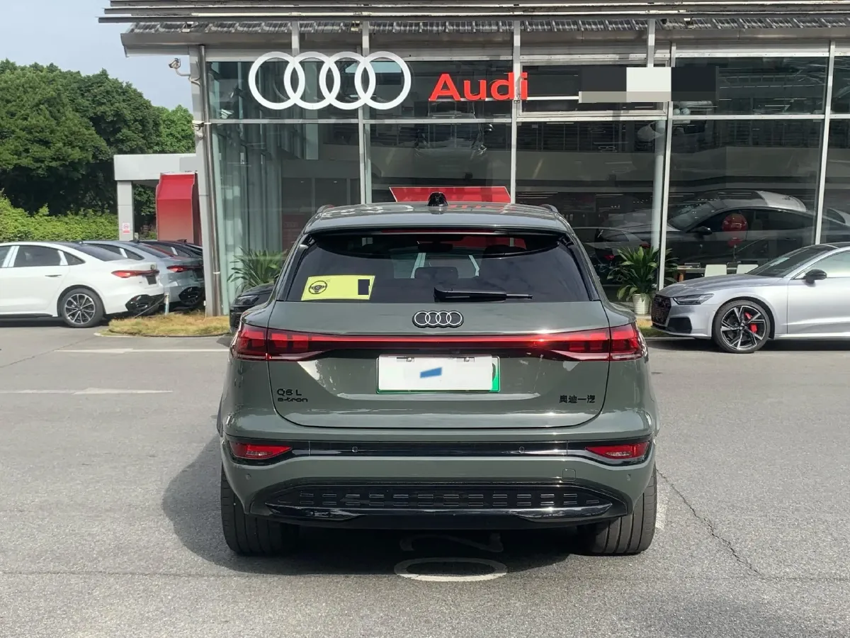 2026 Audi Q6L Sportback e-tron BEV,autocango,china used car exporter,china ev exporter,chinese used car exporter,chinese used ev exporter