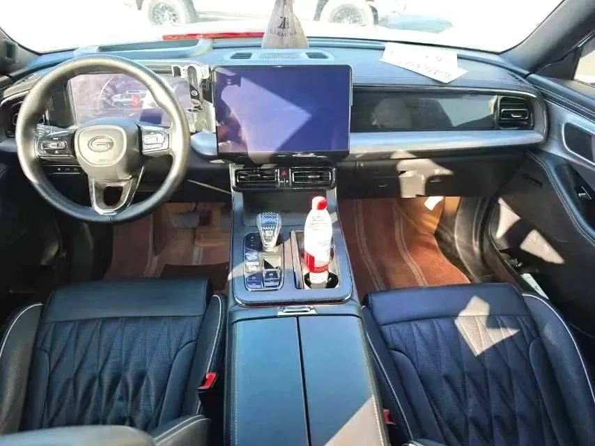 2022 GAC Trumpchi GS8 2.0T 190HP L4 E-CVT Hybrid,autocango,china used car exporter,china ev exporter,chinese used car exporter,chinese used ev exporter