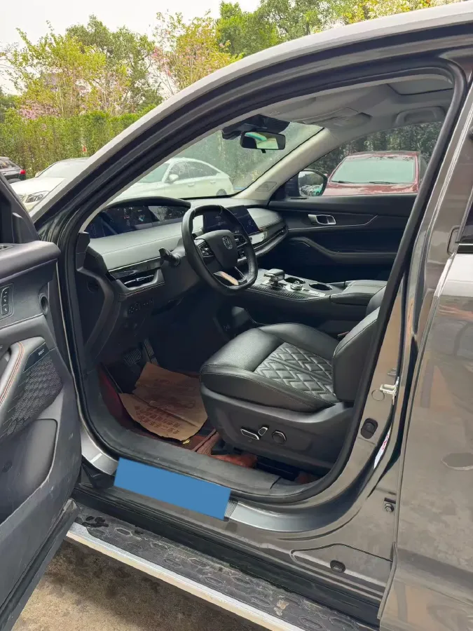 2021 ChangAn UNI-K 2.0T 233HP L4 8AT,autocango,china used car exporter,china ev exporter,chinese used car exporter,chinese used ev exporter