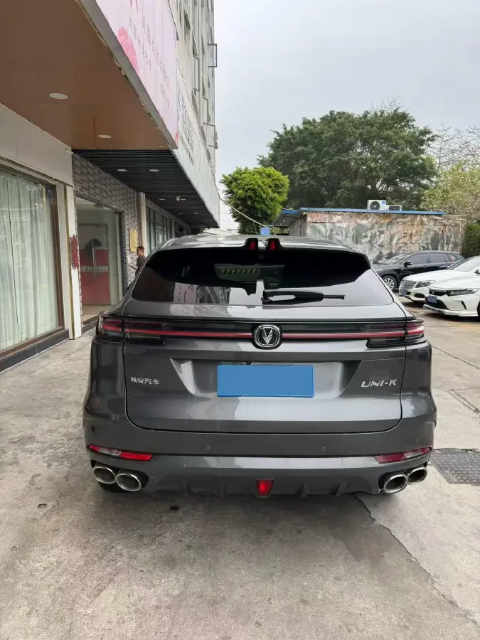 2021 ChangAn UNI-K 2.0T 233HP L4 8AT,autocango,china used car exporter,china ev exporter,chinese used car exporter,chinese used ev exporter