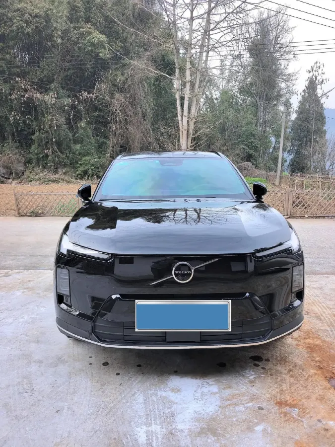 2026 Volvo XC70 PHEV 1.5T 156HP L4 3DHT PHEV,autocango,china used car exporter,china ev exporter,chinese used car exporter,chinese used ev exporter