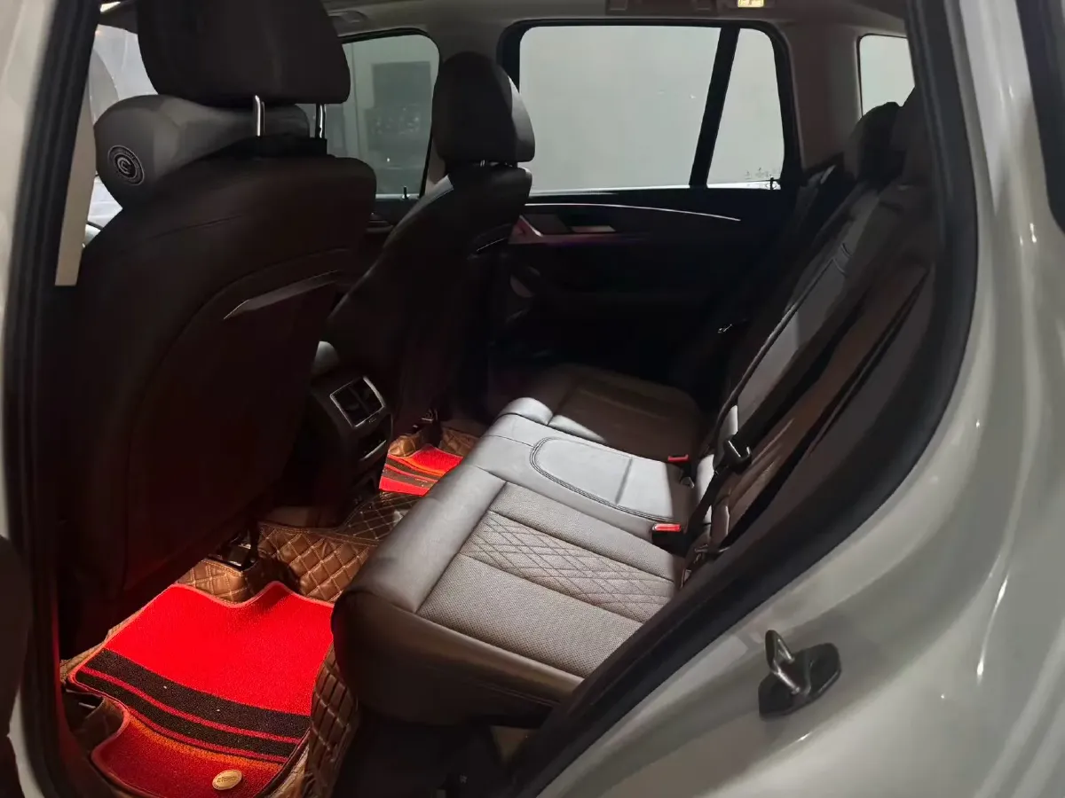 2022 BMW X3 2.0T 252HP L4 8AT,autocango,china used car exporter,china ev exporter,chinese used car exporter,chinese used ev exporter