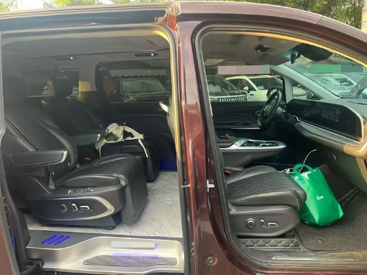 2022 MAXUS G90 2.0T 234HP L4 8AT,autocango,china used car exporter,china ev exporter,chinese used car exporter,chinese used ev exporter