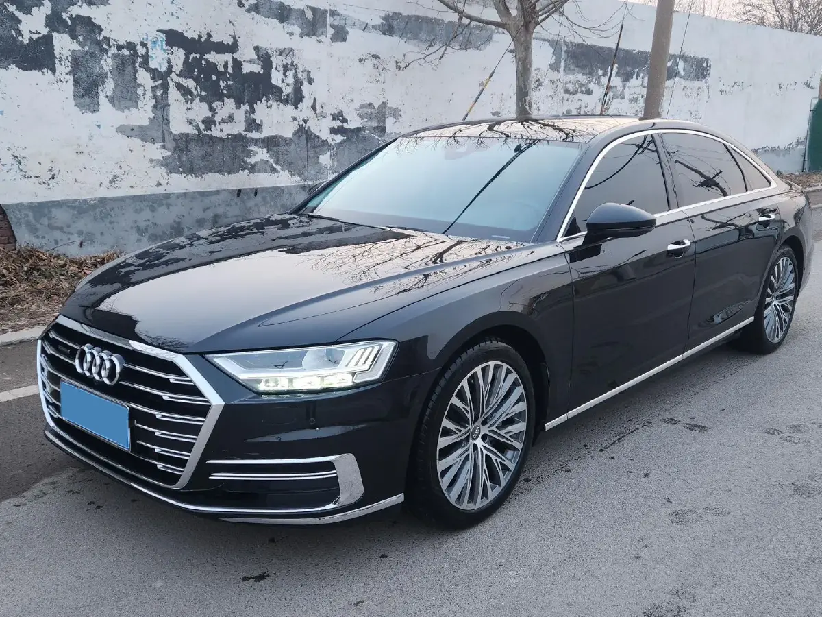 2019 Audi A8 3.0T 340HP V6 8AT