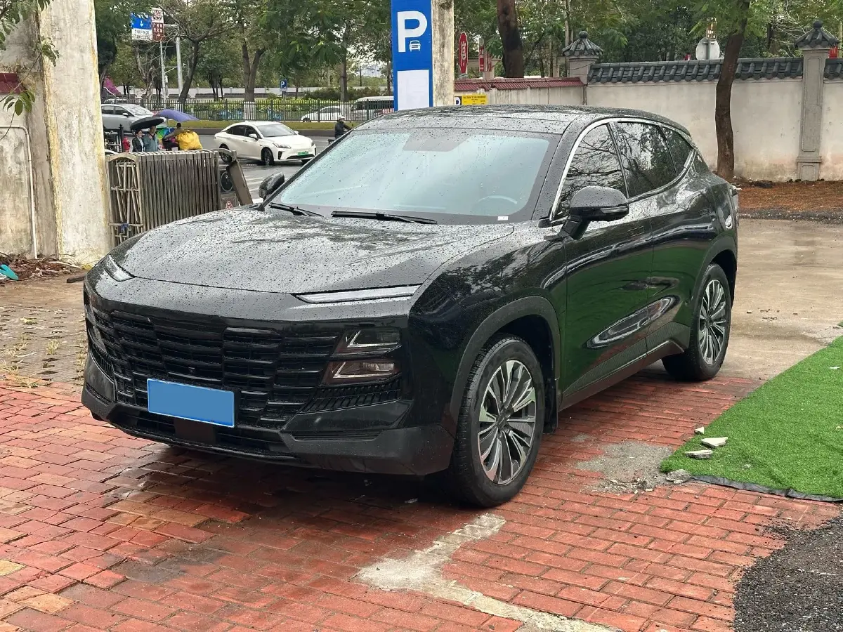 2022 Jetour DASHING 1.6T 197HP L4 7DCT