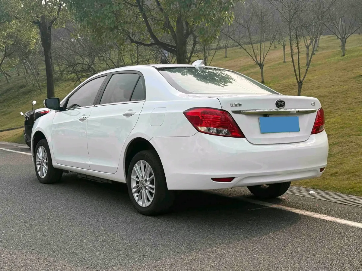 2018 BYD e5 BEV 60.48KWH,autocango,china used car exporter,china ev exporter,chinese used car exporter,chinese used ev exporter
