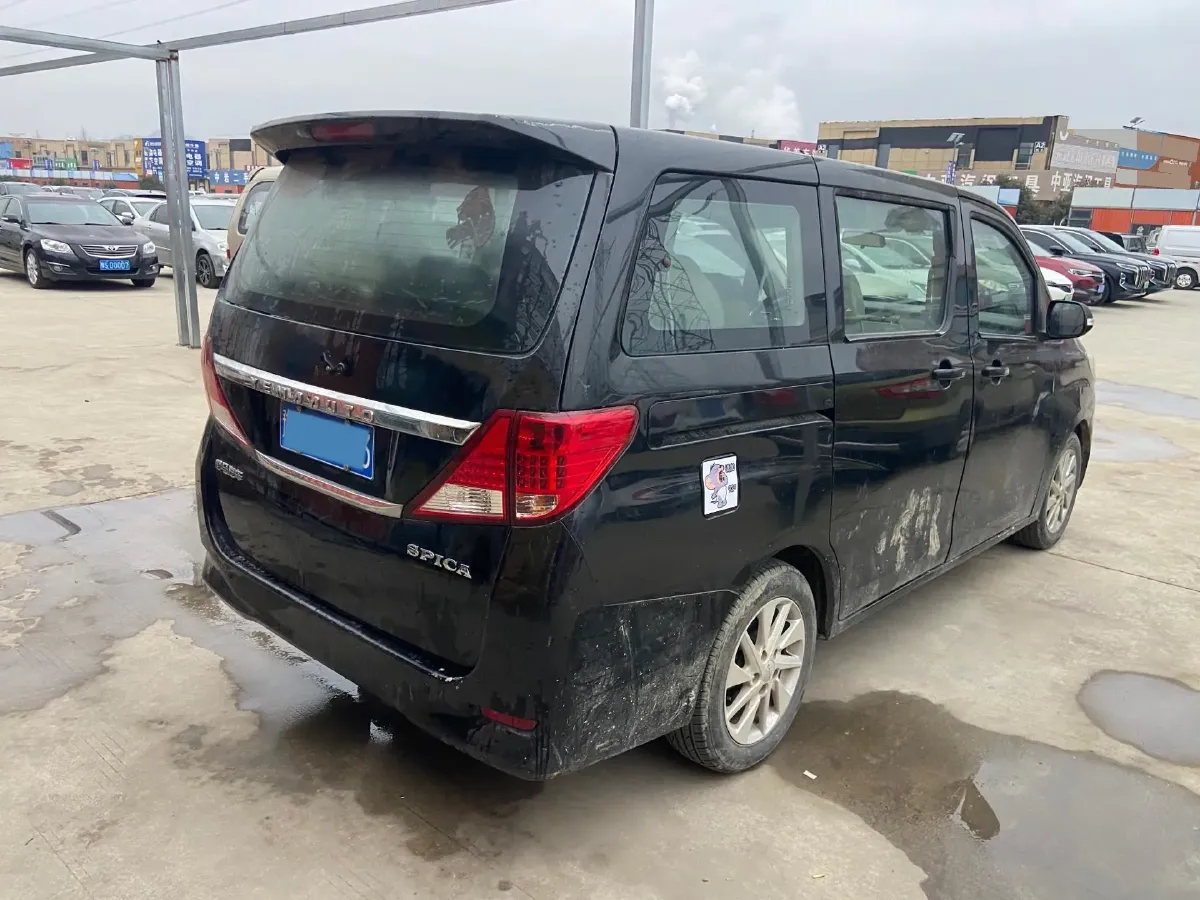2018 Yema SiPaiKa 1.5L 112HP L4 5MT,autocango,china used car exporter,china ev exporter,chinese used car exporter,chinese used ev exporter