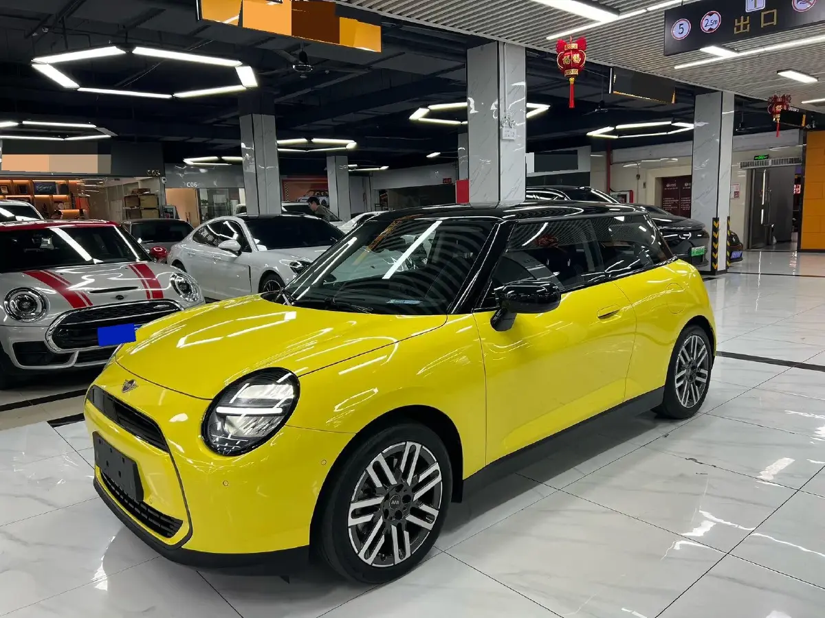 2024 MINI COOPER BEV 51.5KWH