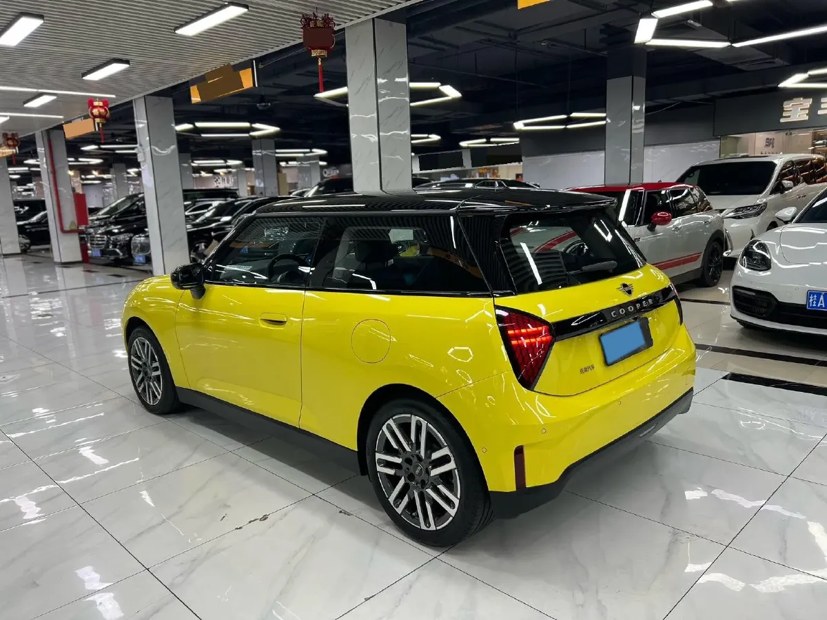 2024 MINI COOPER BEV 51.5KWH,autocango,china used car exporter,china ev exporter,chinese used car exporter,chinese used ev exporter