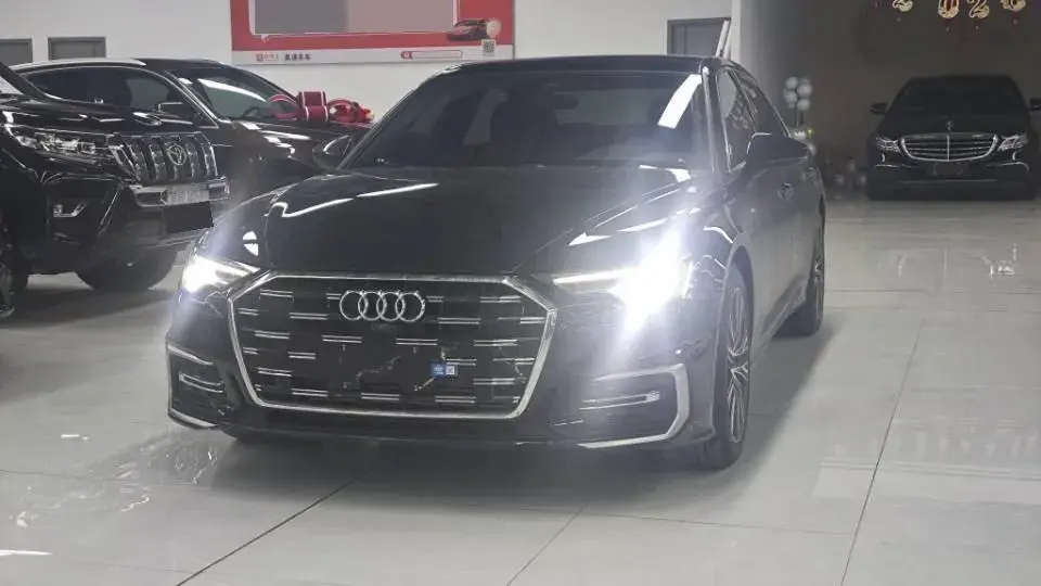 2024 Audi A6L 2.0T 245HP L4 7DCT