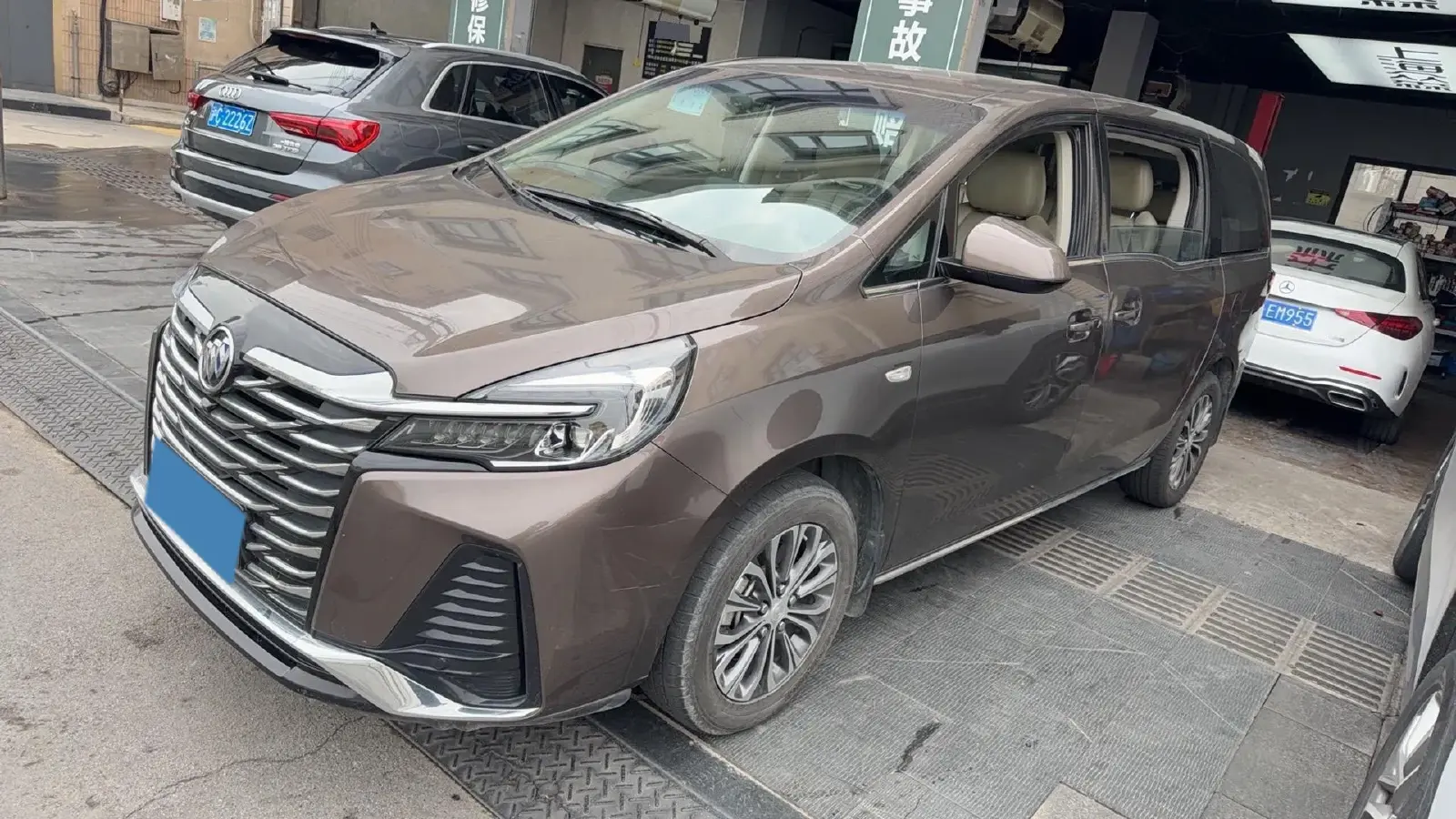 2021 Buick GL8 2.0T 237HP L4 9AT