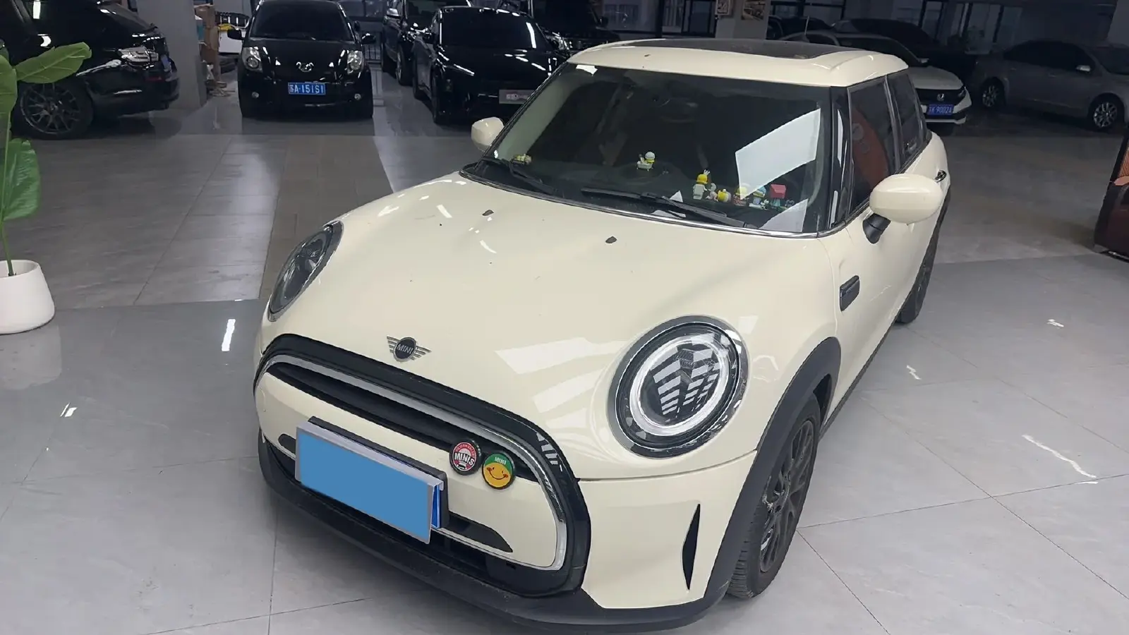 2022 MINI MINI 1.5T 102HP L3 7DCT