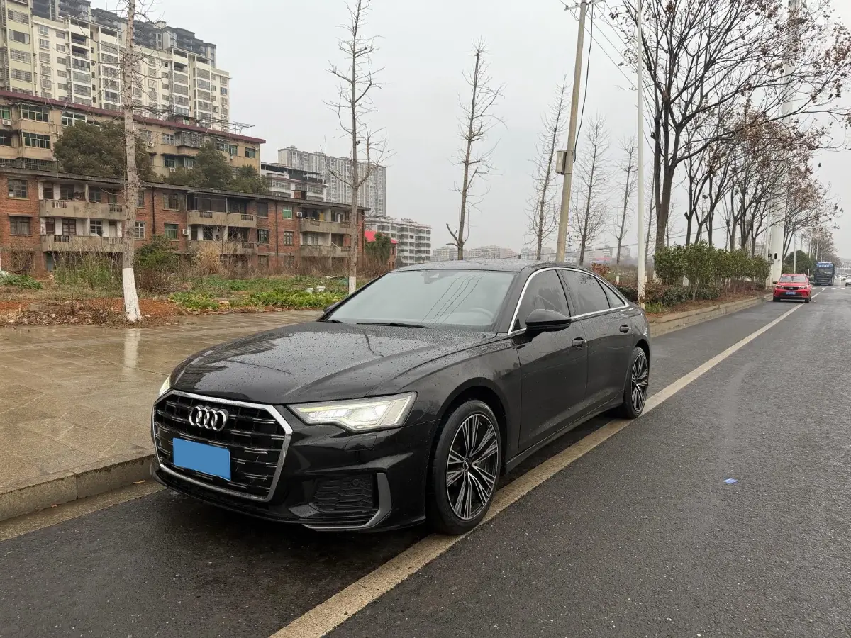 2022 Audi A6L 2.0T 224HP L4 7DCT
