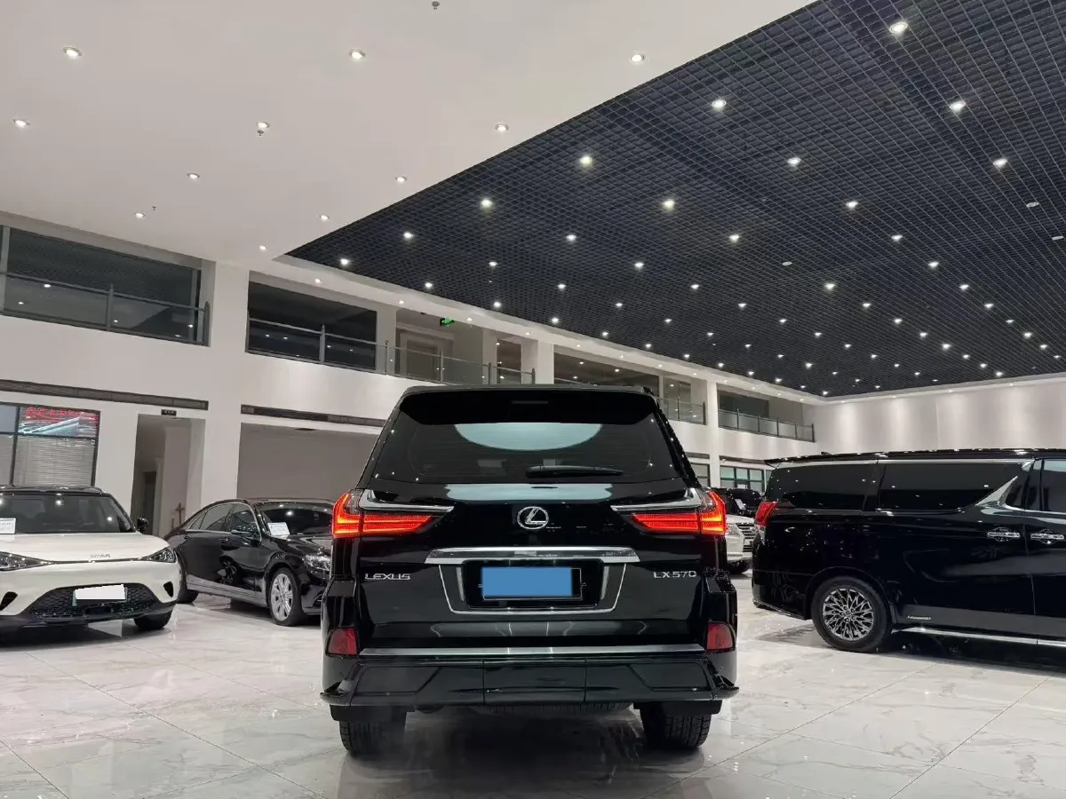 2019 Lexus LX 5.7L 367HP V8 8AT,autocango,china used car exporter,china ev exporter,chinese used car exporter,chinese used ev exporter