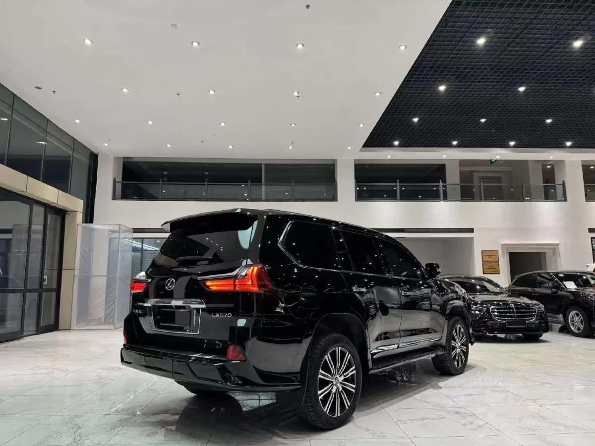 2019 Lexus LX 5.7L 367HP V8 8AT,autocango,china used car exporter,china ev exporter,chinese used car exporter,chinese used ev exporter