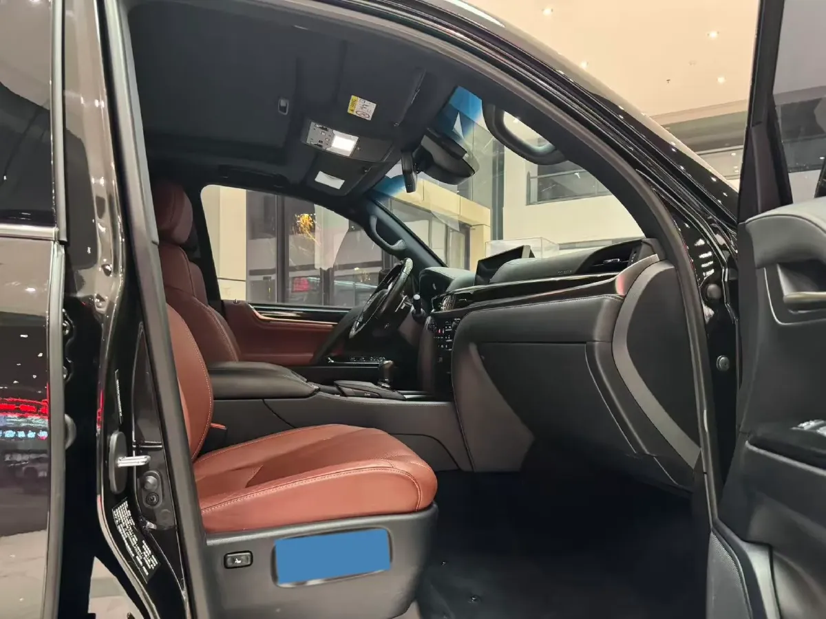 2019 Lexus LX 5.7L 367HP V8 8AT,autocango,china used car exporter,china ev exporter,chinese used car exporter,chinese used ev exporter