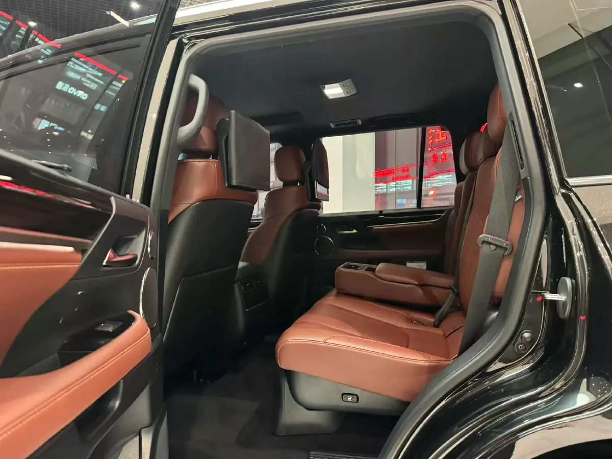 2019 Lexus LX 5.7L 367HP V8 8AT,autocango,china used car exporter,china ev exporter,chinese used car exporter,chinese used ev exporter