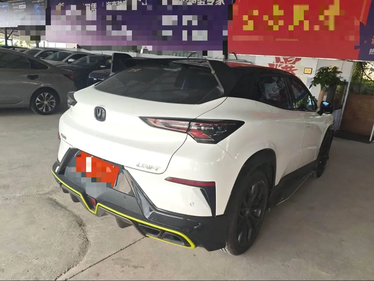 2022 ChangAn UNI-T 1.5T 188HP L4 7DCT,autocango,china used car exporter,china ev exporter,chinese used car exporter,chinese used ev exporter