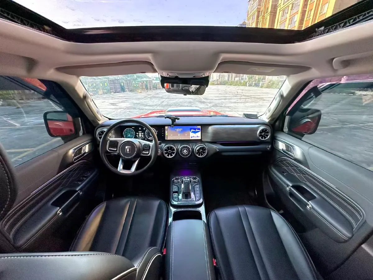 2021 Tank 300 2.0T 227HP L4 8AT,autocango,china used car exporter,china ev exporter,chinese used car exporter,chinese used ev exporter