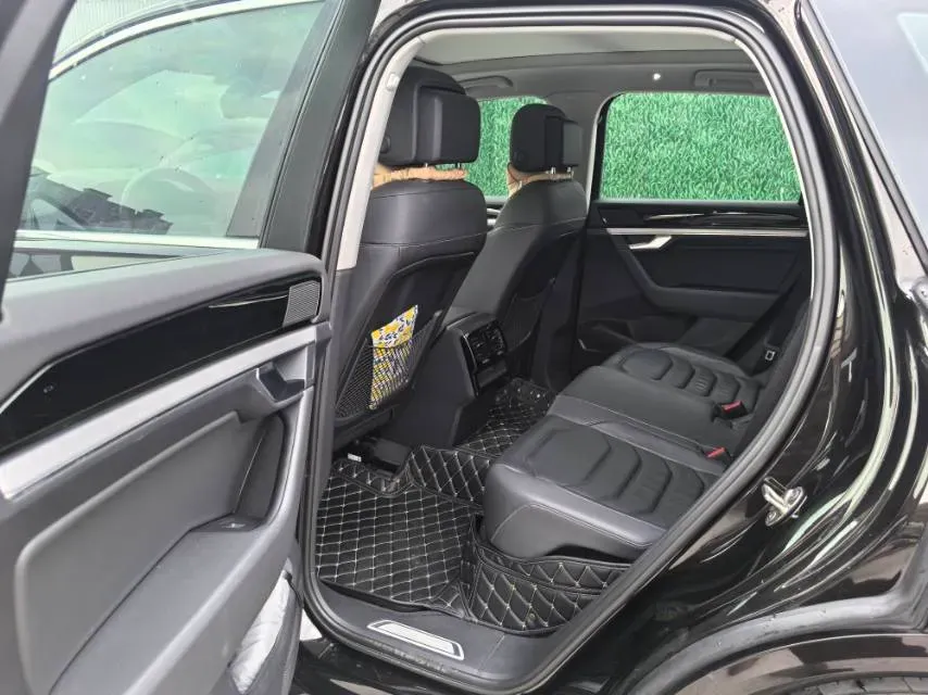 2021 Volkswagen Touareg 3.0T 340HP V6 8AT,autocango,china used car exporter,china ev exporter,chinese used car exporter,chinese used ev exporter