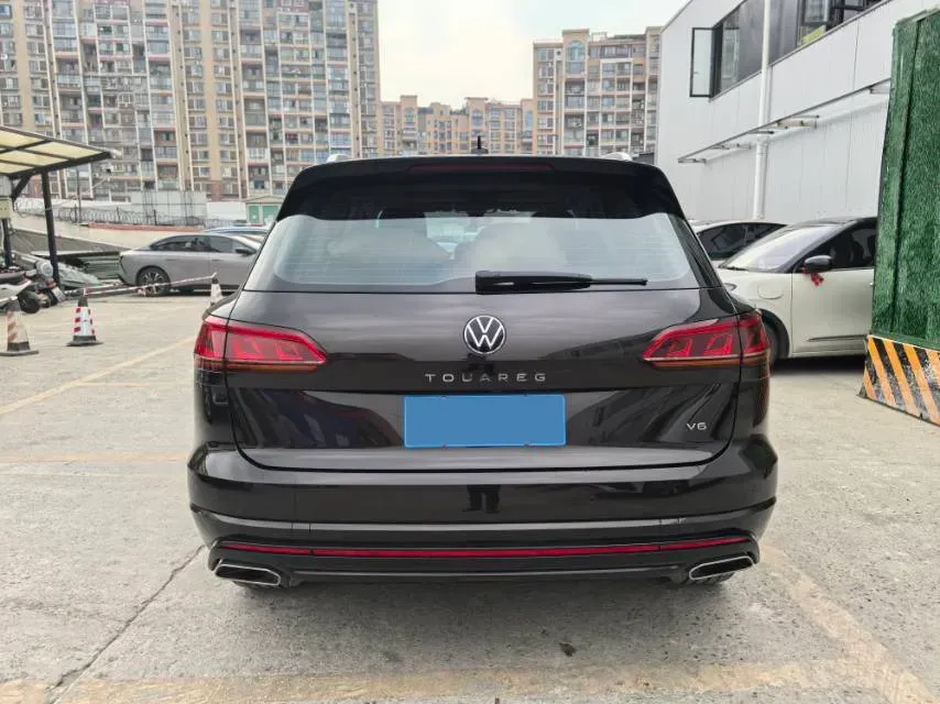 2021 Volkswagen Touareg 3.0T 340HP V6 8AT,autocango,china used car exporter,china ev exporter,chinese used car exporter,chinese used ev exporter