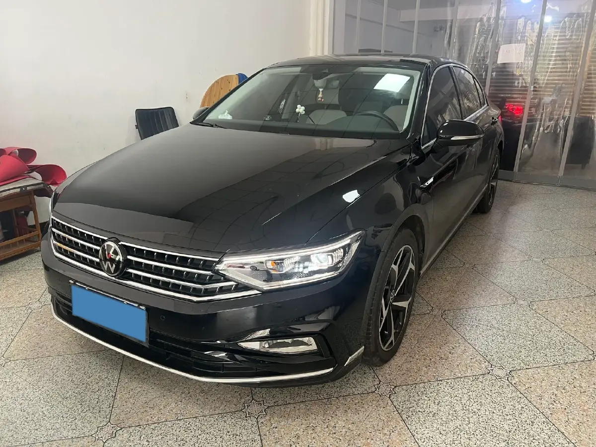 2023 Volkswagen Magotan 2.0T 186HP L4 7DCT