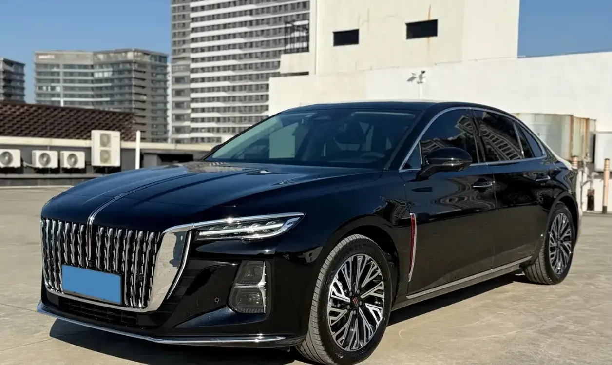 2023 HongQi H5 2.0T 224HP L4 8AT