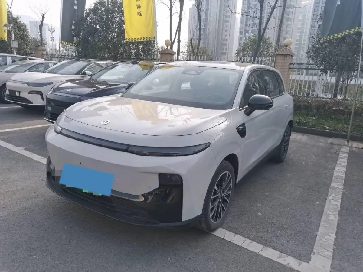 2025 Leapmotor B10 BEV 67.1KWH