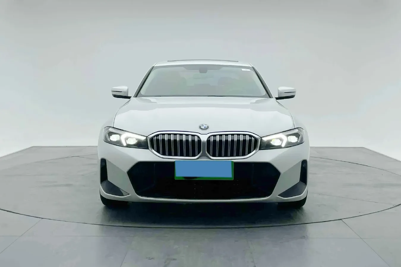 2023 BMW 3 Series 2.0T 156HP L4 8AT,autocango,china used car exporter,china ev exporter,chinese used car exporter,chinese used ev exporter