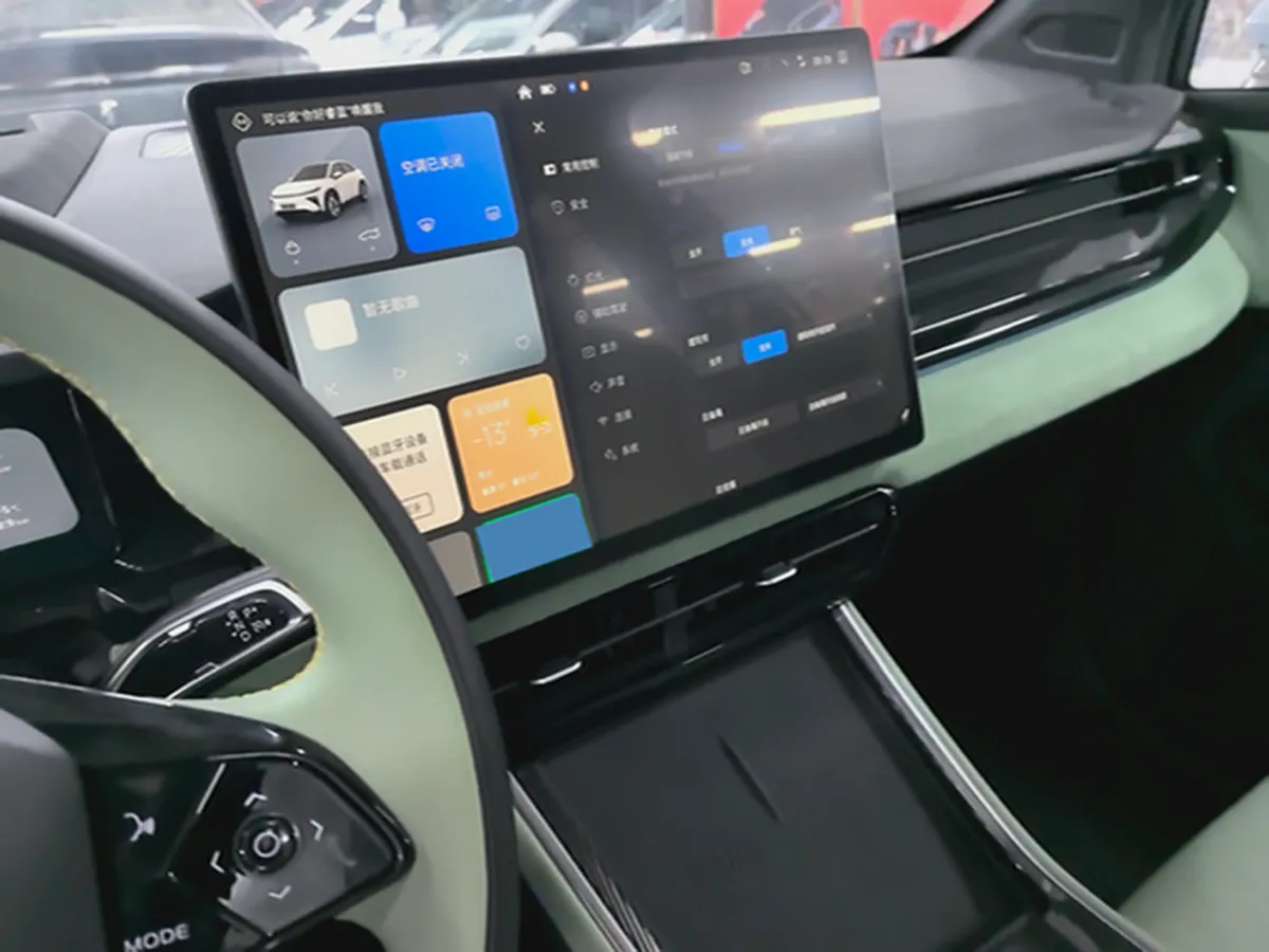 2023 Livan 7 BEV 68.03KWH,autocango,china used car exporter,china ev exporter,chinese used car exporter,chinese used ev exporter