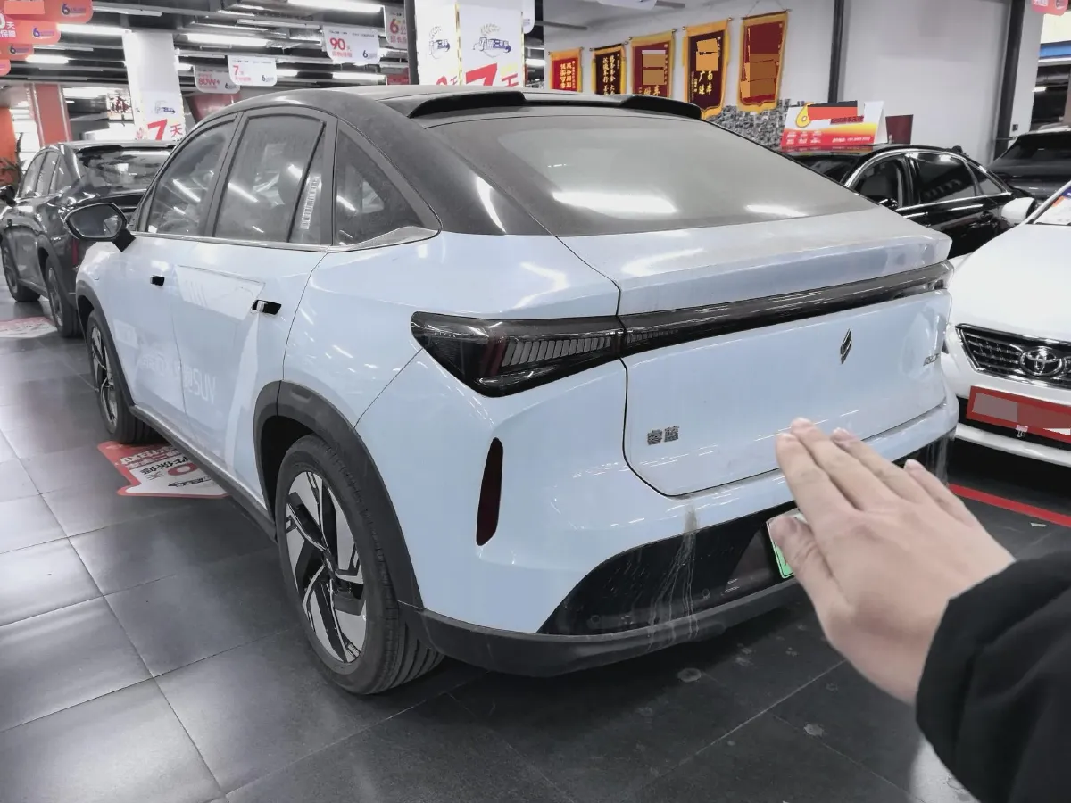 2023 Livan 7 BEV 68.03KWH,autocango,china used car exporter,china ev exporter,chinese used car exporter,chinese used ev exporter