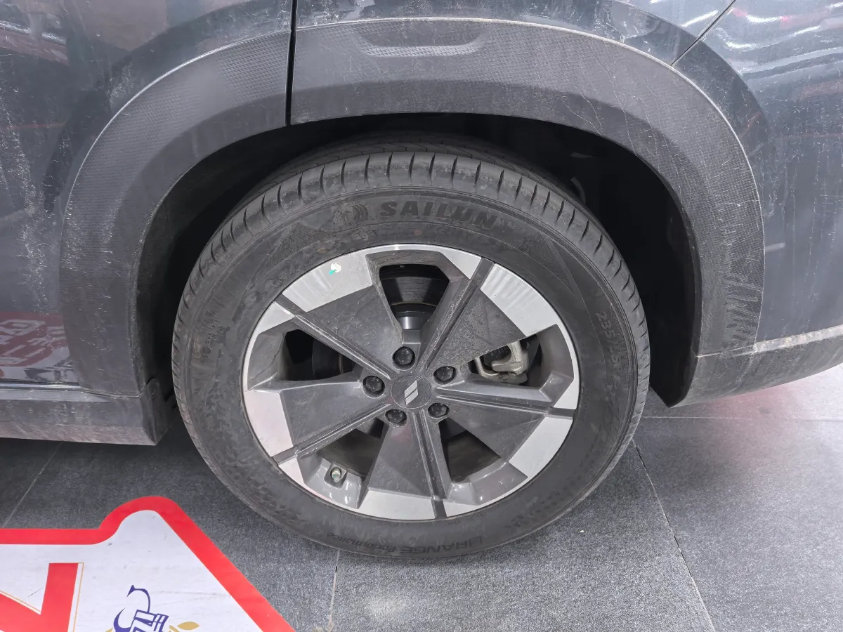 2023 Livan 7 BEV 68.03KWH,autocango,china used car exporter,china ev exporter,chinese used car exporter,chinese used ev exporter