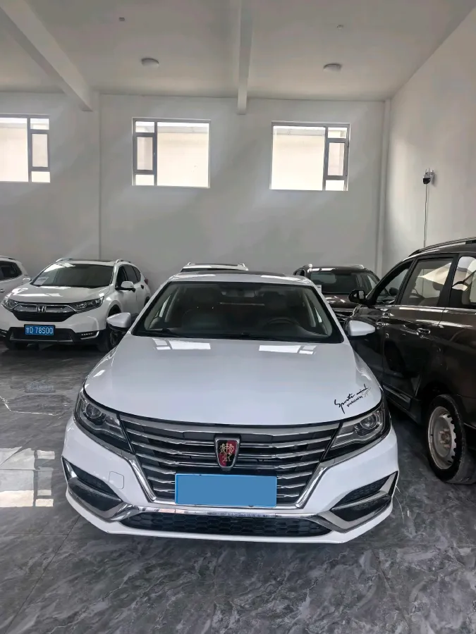 2020 Roewe i6 1.6L 125HP L4 CVT,autocango,china used car exporter,china ev exporter,chinese used car exporter,chinese used ev exporter