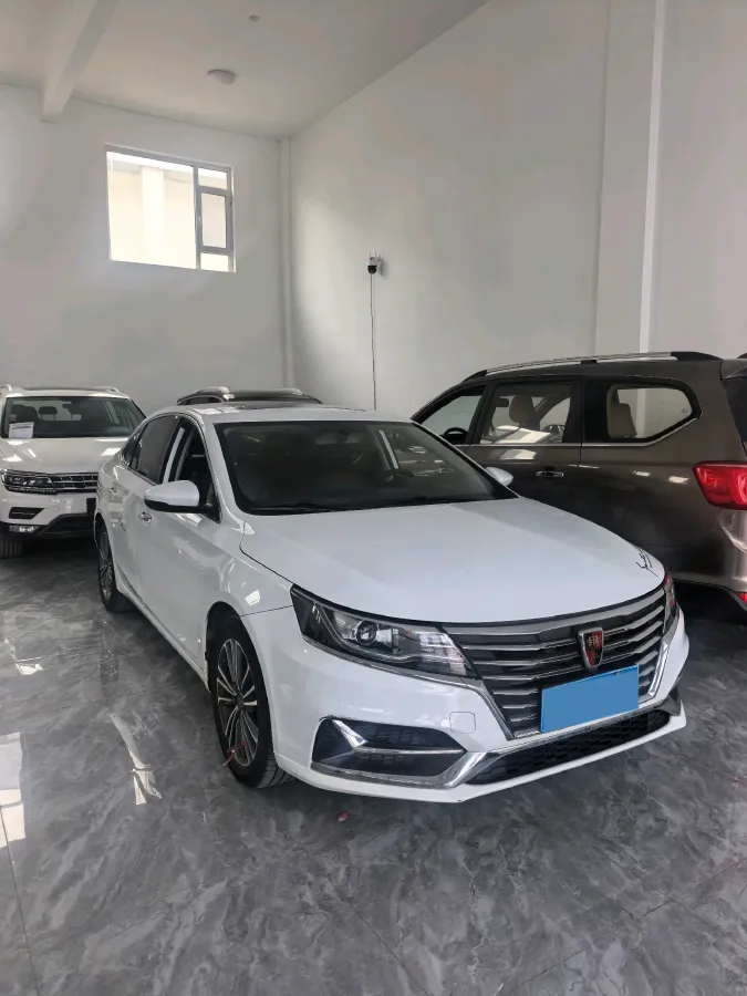 2020 Roewe i6 1.6L 125HP L4 CVT,autocango,china used car exporter,china ev exporter,chinese used car exporter,chinese used ev exporter
