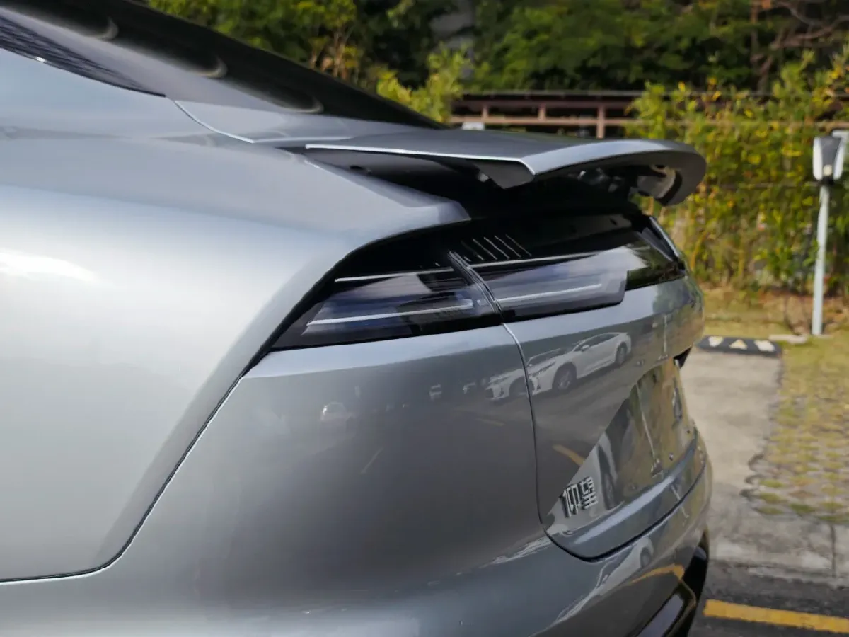 2025 YangWang U7 BEV 135.5KWH,autocango,china used car exporter,china ev exporter,chinese used car exporter,chinese used ev exporter