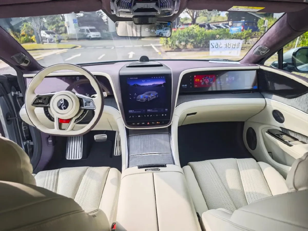 2025 YangWang U7 BEV 135.5KWH,autocango,china used car exporter,china ev exporter,chinese used car exporter,chinese used ev exporter