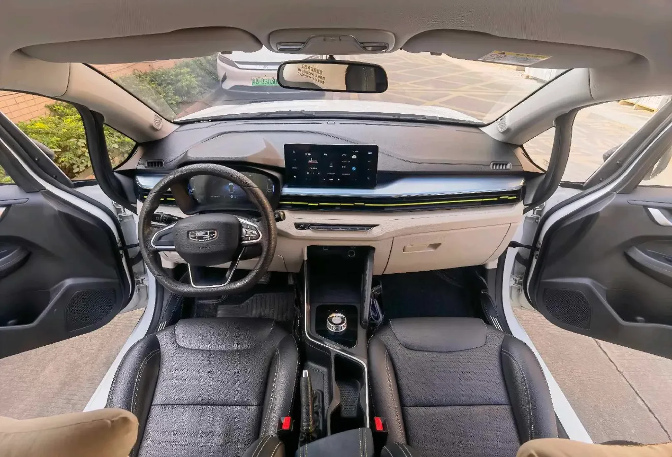 2021 WuLing Nano EV BEV 28KWH,autocango,china used car exporter,china ev exporter,chinese used car exporter,chinese used ev exporter