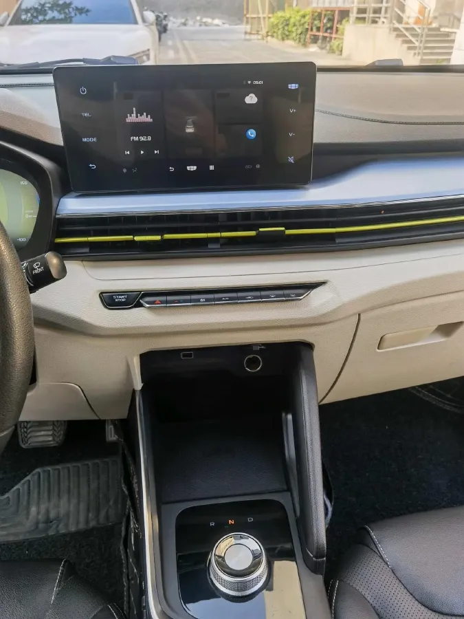 2021 WuLing Nano EV BEV 28KWH,autocango,china used car exporter,china ev exporter,chinese used car exporter,chinese used ev exporter