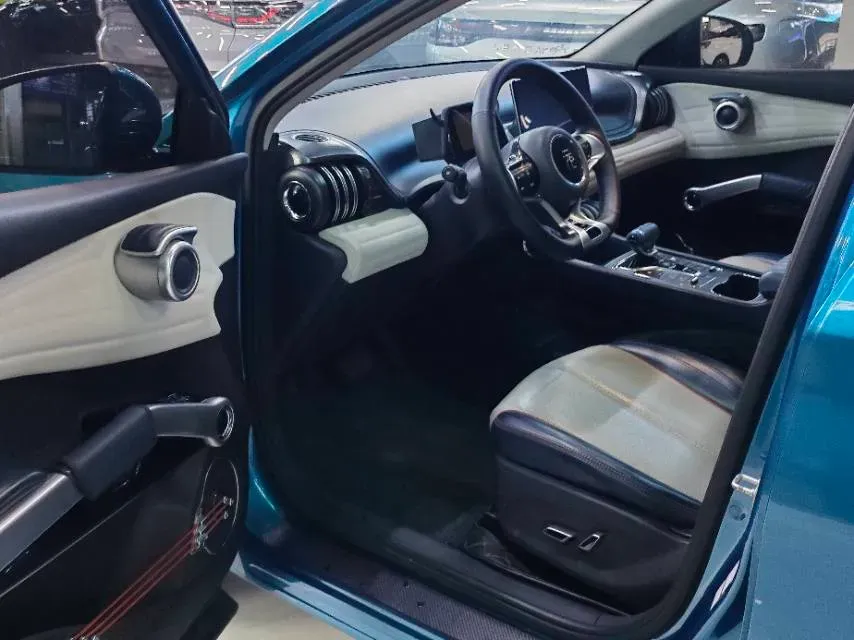 2022 Hycan Z03 BEV 64.23KWH,autocango,china used car exporter,china ev exporter,chinese used car exporter,chinese used ev exporter