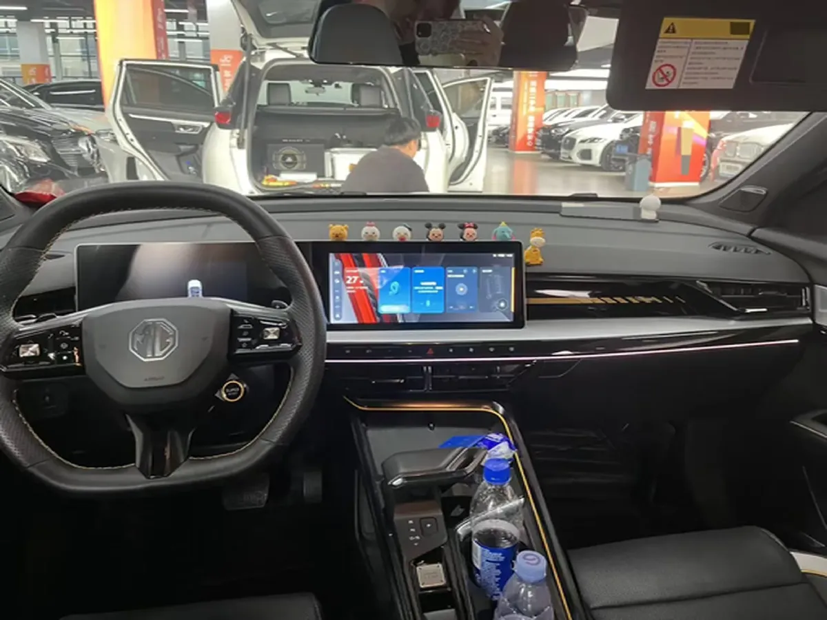 2022 MG 5 Scorpio 1.5T 181HP L4 7DCT,autocango,china used car exporter,china ev exporter,chinese used car exporter,chinese used ev exporter