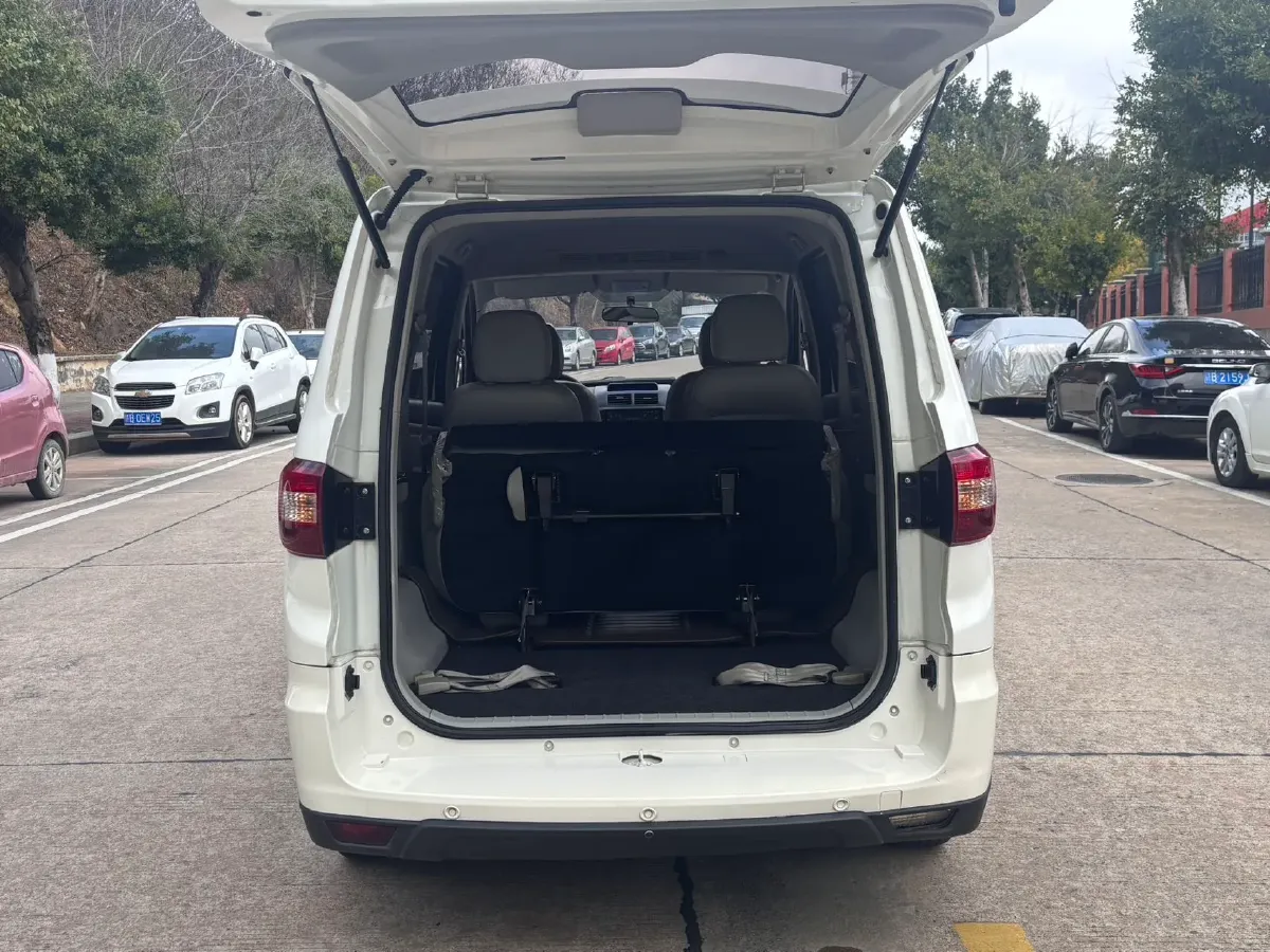 2018 BAIC ChangHe M50S 1.5L 116HP L4 5MT,autocango,china used car exporter,china ev exporter,chinese used car exporter,chinese used ev exporter